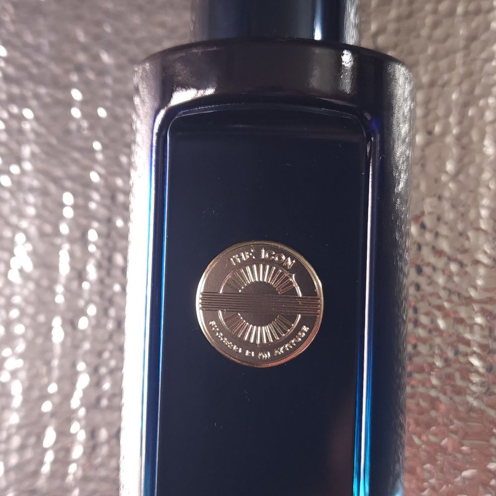PARFUM - Picture 2 of 2